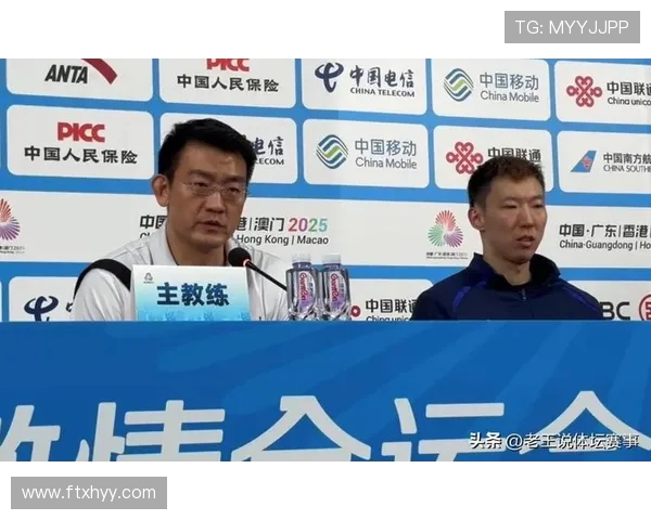 周琦首次现场观赛感受男双比赛魅力轻松3-0胜利乐趣无穷